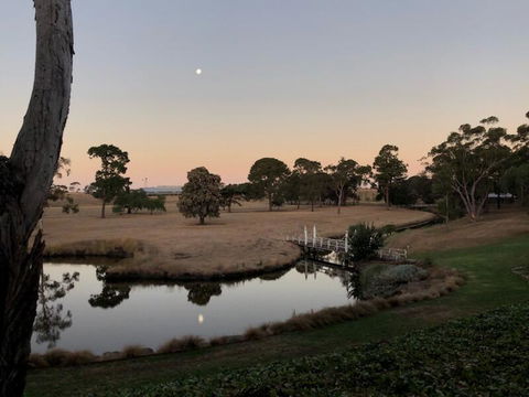 Barunah Plains Homestead - 10 Bedrooms - Sleeps 22 - Australian Directory 1