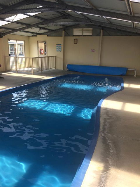 Bass And Flinders Motor Inn - Australian Directory 1