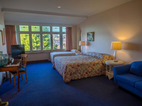 Battery Point Manor - Australian Directory 2