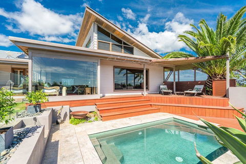 Bauhinia House - Australian Directory 0