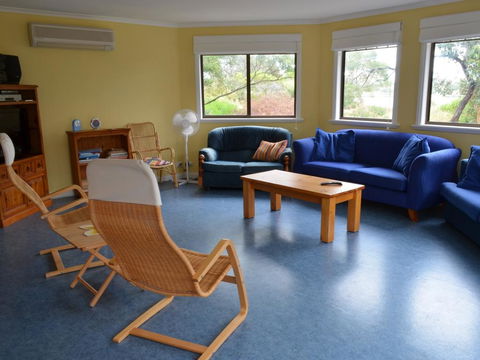 Beach Baby On Freycinet - Australian Directory 2