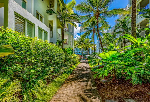 Beach Club Ap't With Private Access To Lagoon Pool - Australian Directory 3