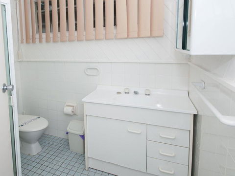 Beach Haven - Australian Directory 3