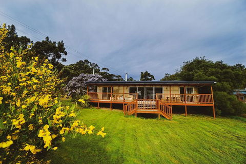 Beach House 'Aisling' - Australian Directory 3