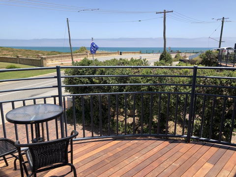 Beach House @ 112 - Australian Directory 0