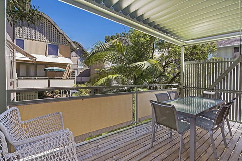 Beach House On Hastings - Beach Houses 22 Hastings St - Australian Directory 0
