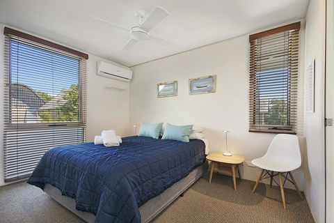 Beach House On Hastings - Beach Houses 22 Hastings St - Australian Directory 1