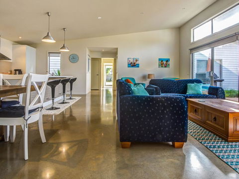Beach Retreat On Koala - Australian Directory 0