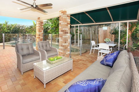 BEACHED @ COOLUM, Pet Friendly, WIFI, Linen Supplied - Australian Directory 3