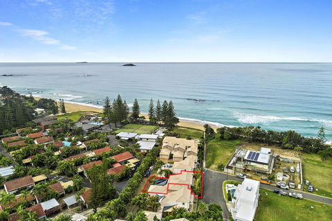 Beachside At Sapphire - Australian Directory 0