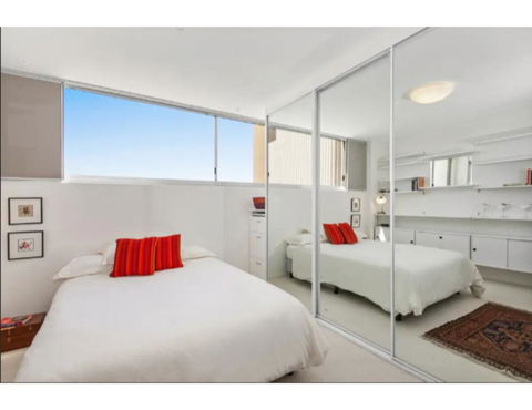 Beachside Paradise - Ocean Views, Central Position - Australian Directory 1