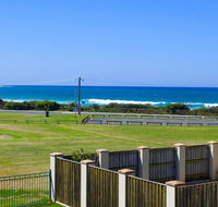 Beachside Retreat - Australian Directory