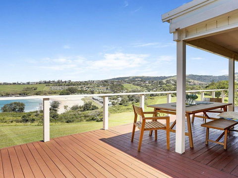 Beachview - Walking Track Straight Down To The Beach - Australian Directory 0