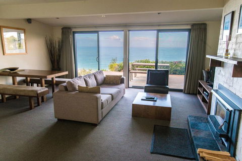 Beacon Point Ocean View Villas - Australian Directory 0