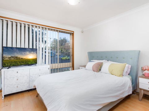 Beautiful Home Norwest Of Sydney - Australian Directory 2
