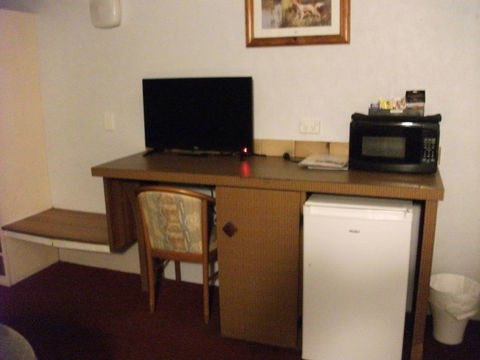 Beerwah Glasshouse Motel - Australian Directory 2