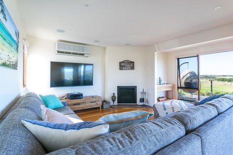 Bella Vista - Australian Directory 2
