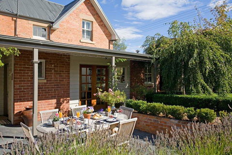 Bellerive House - Australian Directory 3