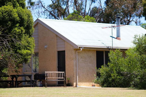 Bells Beach Cottages - Australian Directory 0