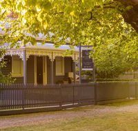 Belmont at Beechworth 2 bedrooms 2 bathrooms 2 couples - Australian Directory