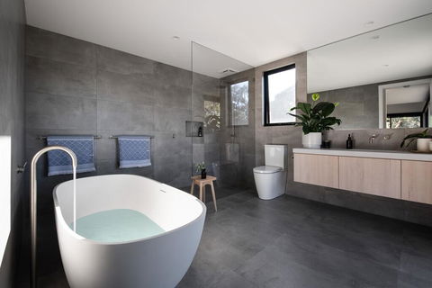 Belvedere - Australian Directory 3