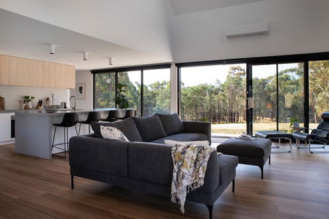 Belvedere - Australian Directory 2