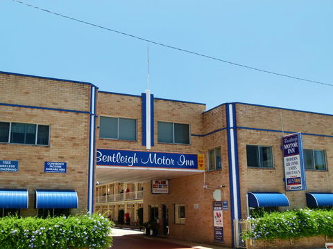 Bentleigh Motor Inn - Australian Directory 3