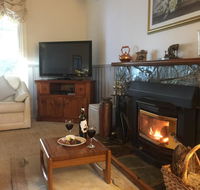 Bessie's Cottage - Australian Directory