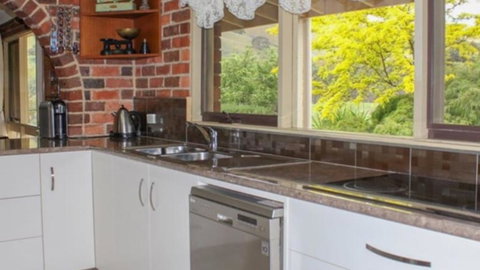 BONNIE DOON - GREAT GET AWAY - Australian Directory 2