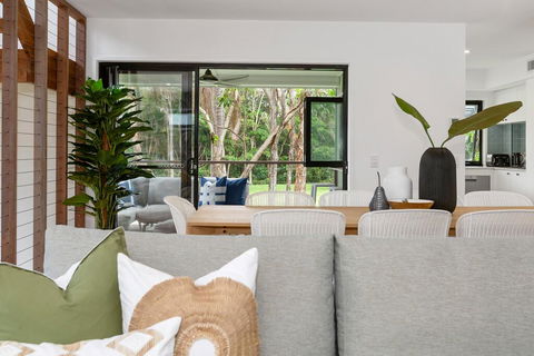 Boutique Villa On Boomerang - Australian Directory 3