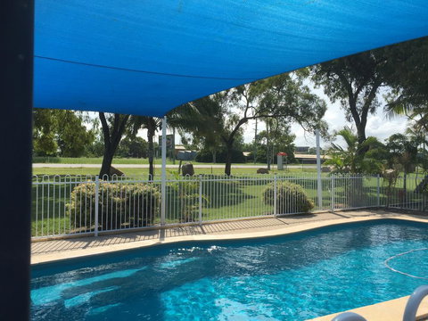 Bowen Arrow Motel - Australian Directory 3