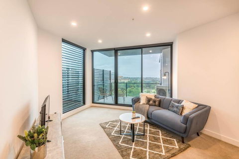 Box Hill Garden View 1 Bedroom Apartment - Australian Directory 0
