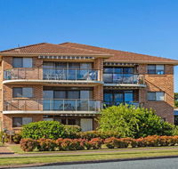 Braemar 5 - On The Lake - Australian Directory