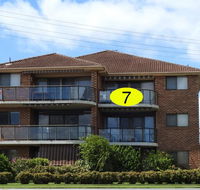 Braemar 7 - On The Lake - Australian Directory