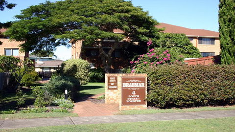 Braemar 7 - On The Lake! - Australian Directory 3