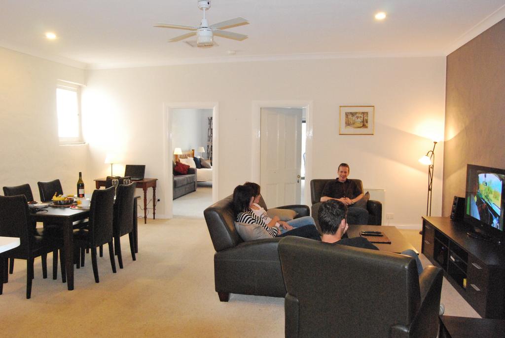  Australian Directory