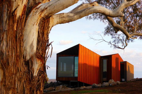 Breakneck Gorge Oikos - Australian Directory 2