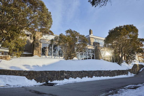 Breathtaker Hotel And Spa - Australian Directory 0