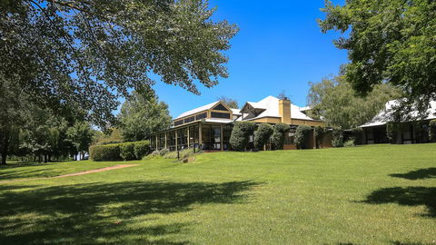 Briars Country Lodge - Australian Directory 2