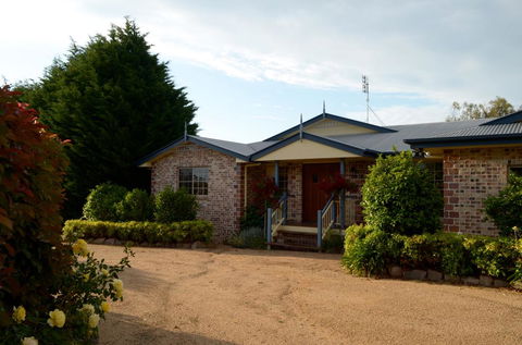 Brick Creek House - Australian Directory 0