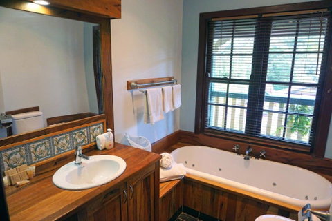 Bridgefield Guest House - Australian Directory 1