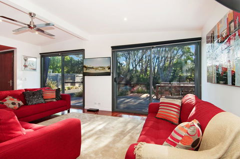 Bridgewater Retreat - Australian Directory 1