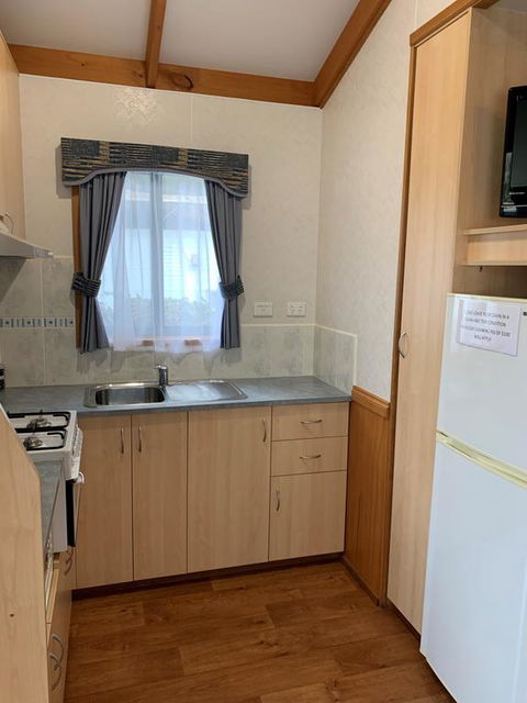 Bright Accommodation Park - Australian Directory 2