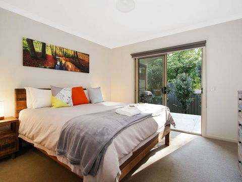 Bright Delight - Modern Luxury - Australian Directory 2