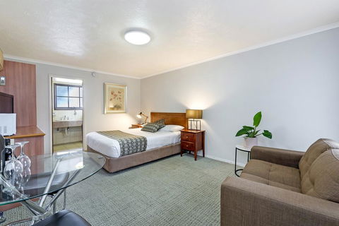 Best Western Tudor Motor Inn - Australian Directory 3