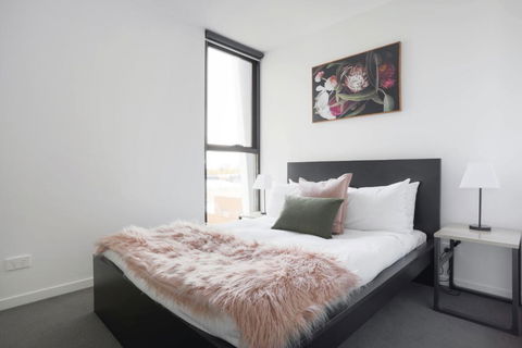 BHB Designer Collingwood - Australian Directory 2