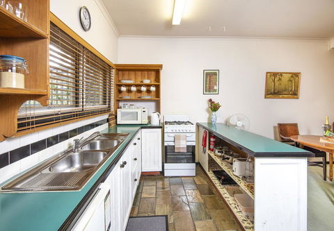 Bidwell Cottage - Australian Directory 3