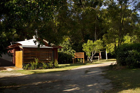 Bielby's Hideaway - Australian Directory 2