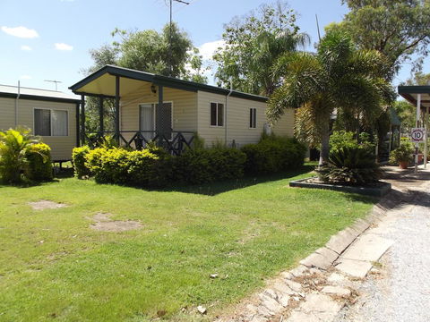 Biloela Caravan & Tourist Park - Australian Directory 0
