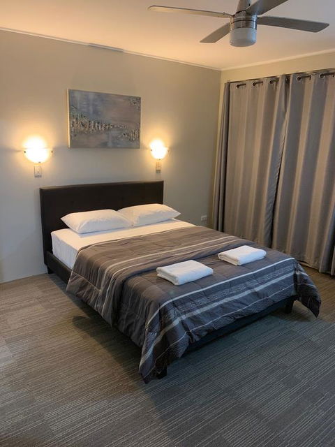 Biloela Hotel - Australian Directory 1